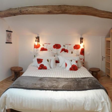 Bed and Breakfast La chenevière Saint-Rémy-de-Chargnat Esterno foto